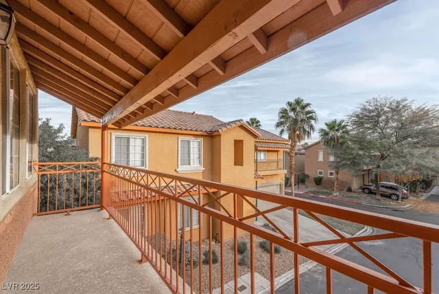 $2,700 | 3637 Pinnate Drive, Las Vegas, NV 89147