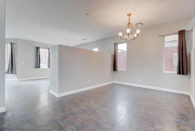 $2,700 | 3637 Pinnate Drive, Las Vegas, NV 89147