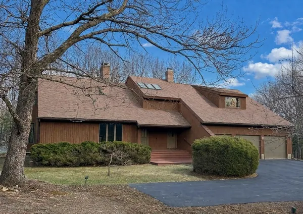 $1,300,000 | 580 Mountain Street, Sharon, MA 02067