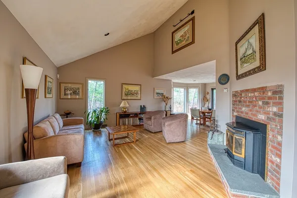 $1,200,000 | 580 Mountain Street, Sharon, MA 02067