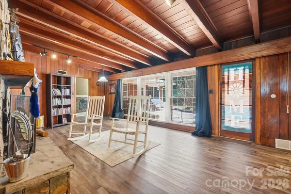 a view of front door with outdoor space