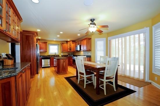 1055 Kilarney Road Chesterton, IN 46304 - Photo 9 of 10 550x365