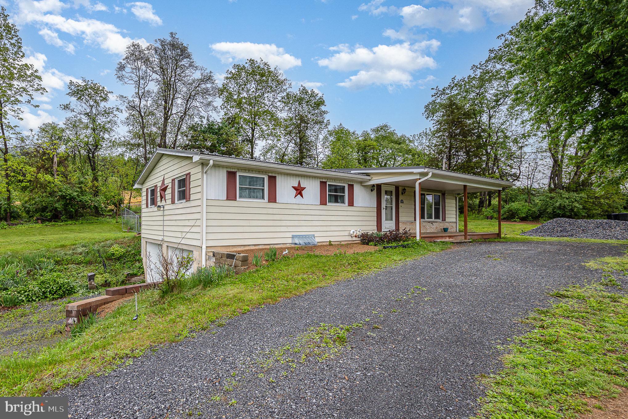 1906 Jericho Road New Bloomfield, PA 17068 - Photo 3 of 31 Gallery Image 3