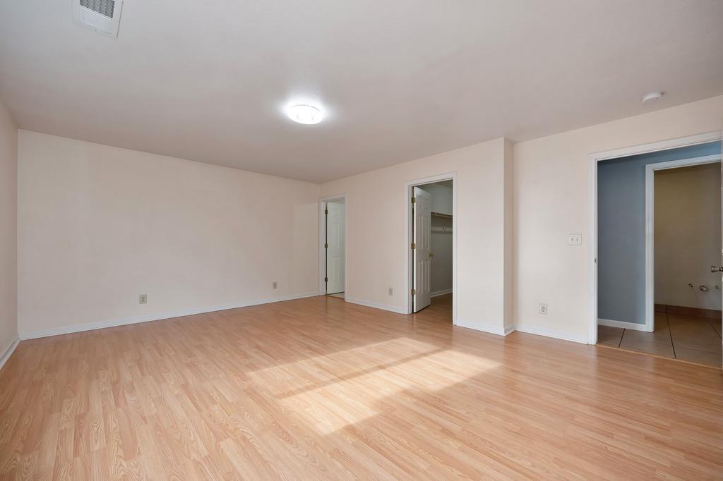 654 B Street Lincoln, CA 95648 - Photo 18 of 39 Primary Bedroom with walkin closet and attached bathroom!