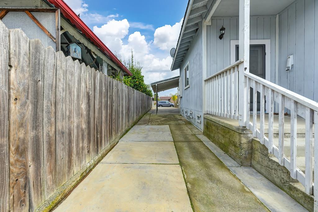 654 B Street Lincoln, CA 95648 - Photo 33 of 39
