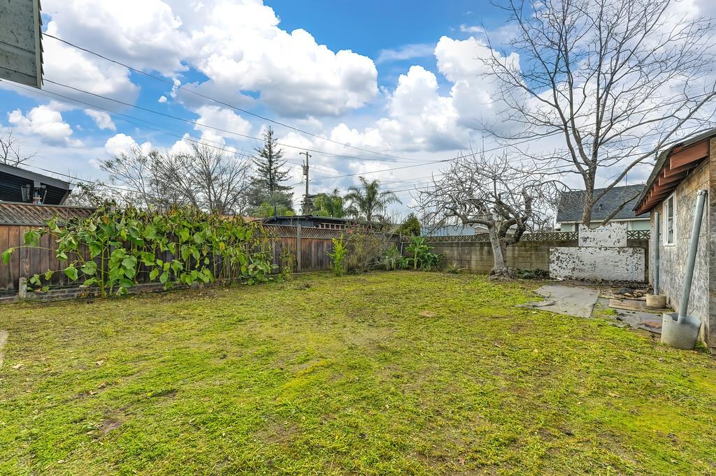 654 B Street Lincoln, CA 95648 - Photo 36 of 39