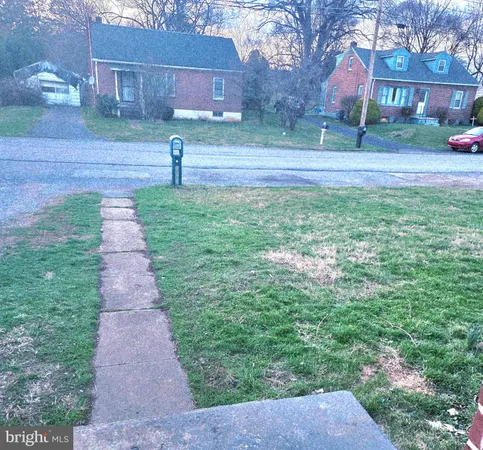 $299,000 | 357 Co Rte 11/18, Martinsburg, WV 25405