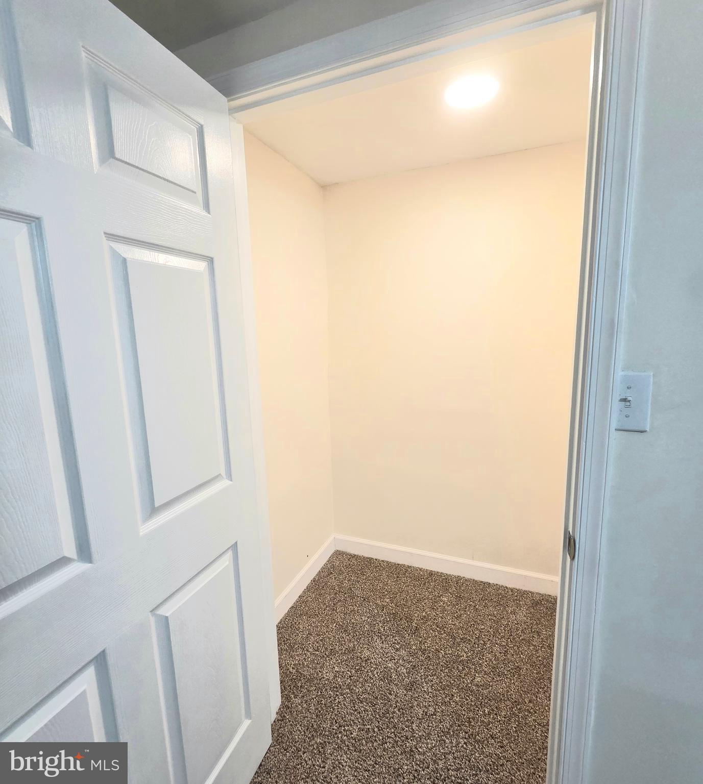 357 Co Rte 11/18 Martinsburg, WV 25405 - Photo 50 of 85 5th bedrm walkin closet