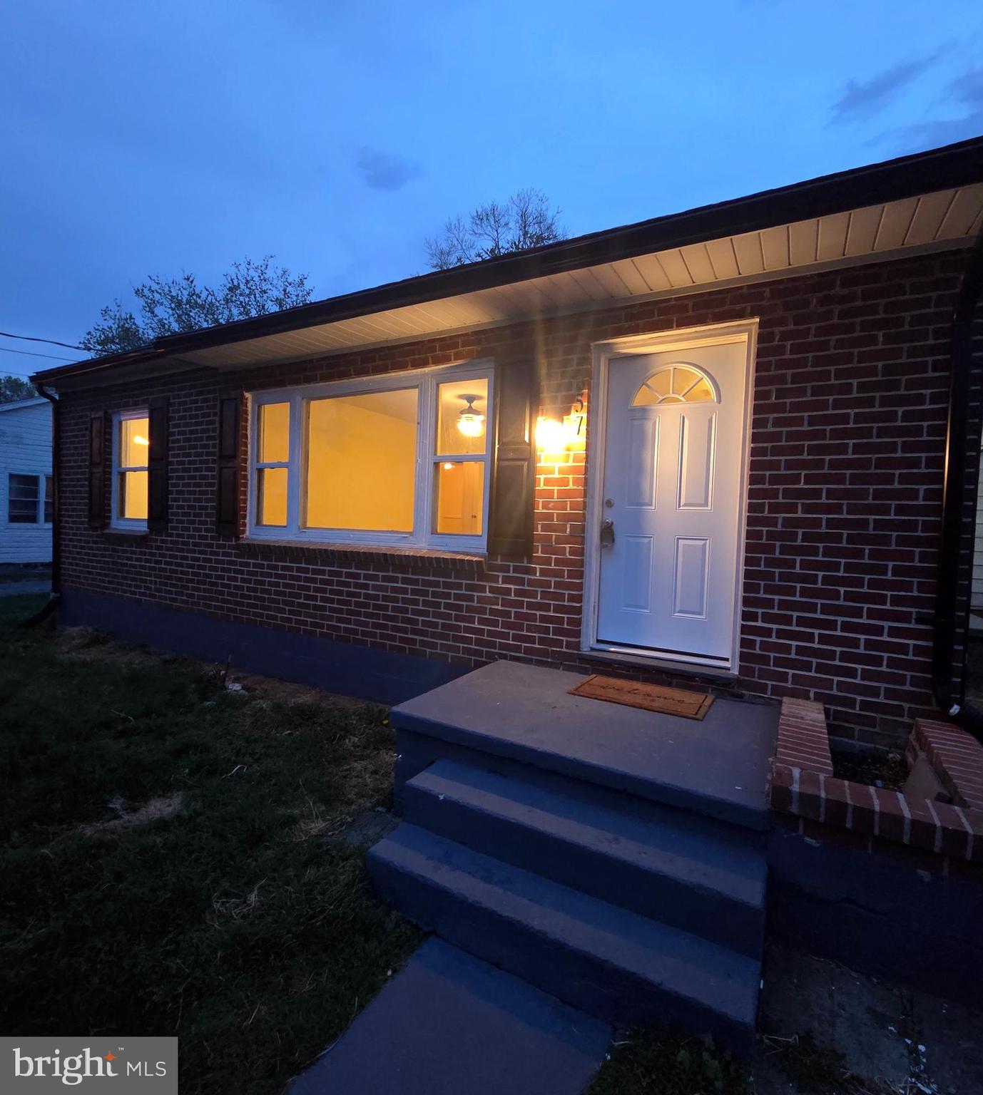 357 Co Rte 11/18 Martinsburg, WV 25405 - Photo 76 of 85 front view