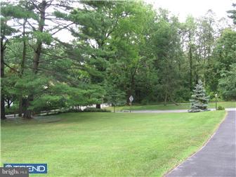 4 Winding Way Wayne, PA 19087 - Photo 11 of 12 Exterior Front