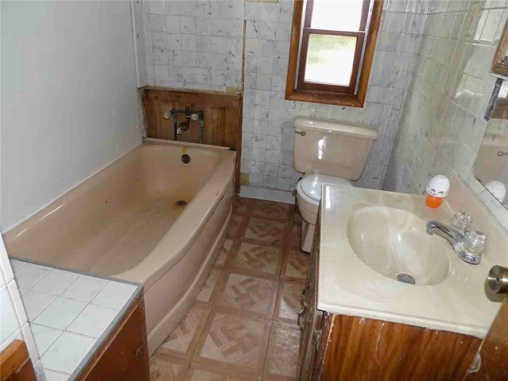 41 Hewitt Road West Middlesex, PA 16159 - Photo 8 of 10 Gallery Image 8