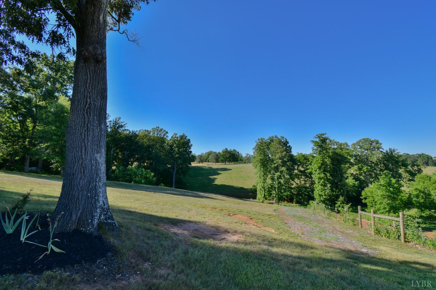 6481 Stewartsville Road Moneta, VA 24121 - Photo 19 of 81