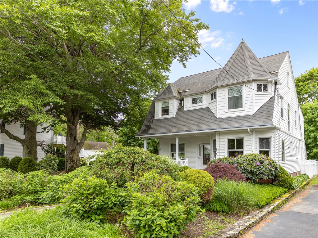 791 Main Street Warren, RI 02885 - Photo 1 of 37 Gallery Image 1