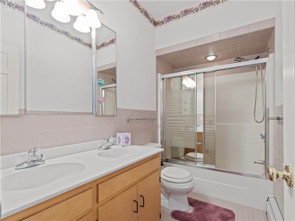 791 Main Street Warren, RI 02885 - Photo 17 of 37 Gallery Image 17