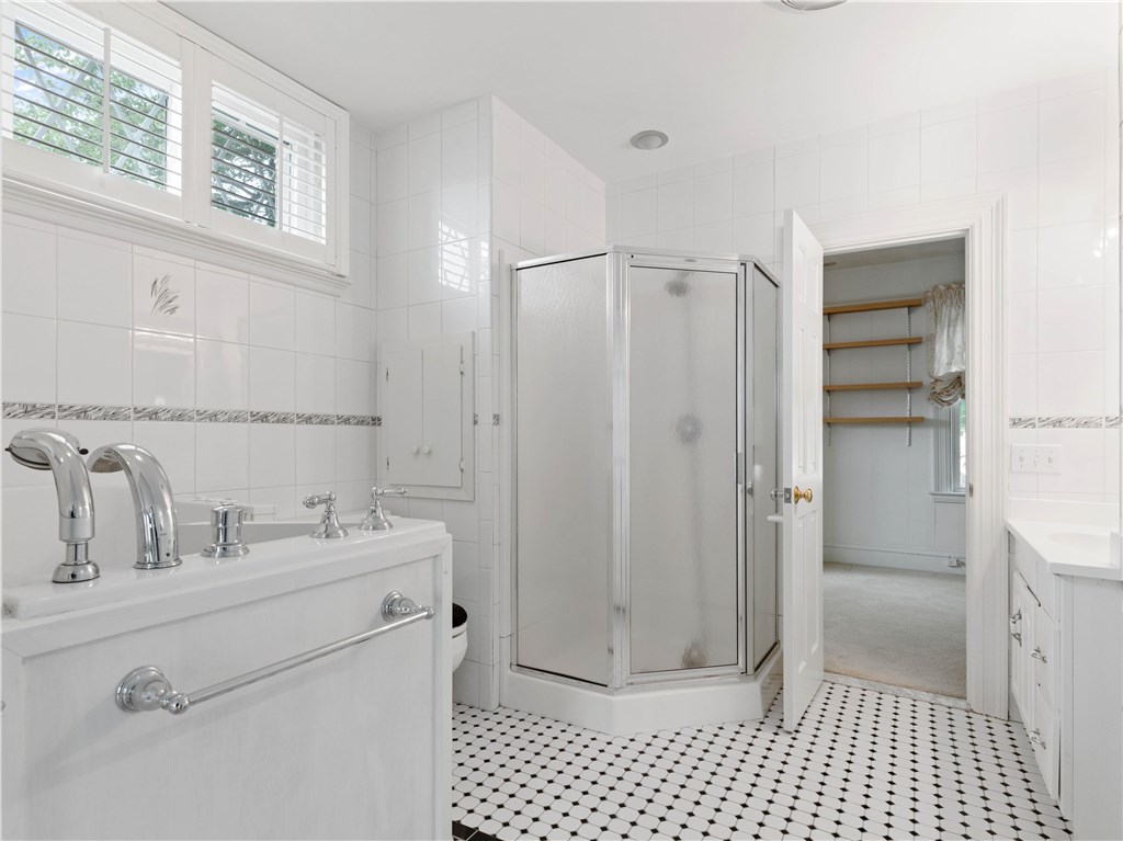 791 Main Street Warren, RI 02885 - Photo 19 of 37 Gallery Image 19