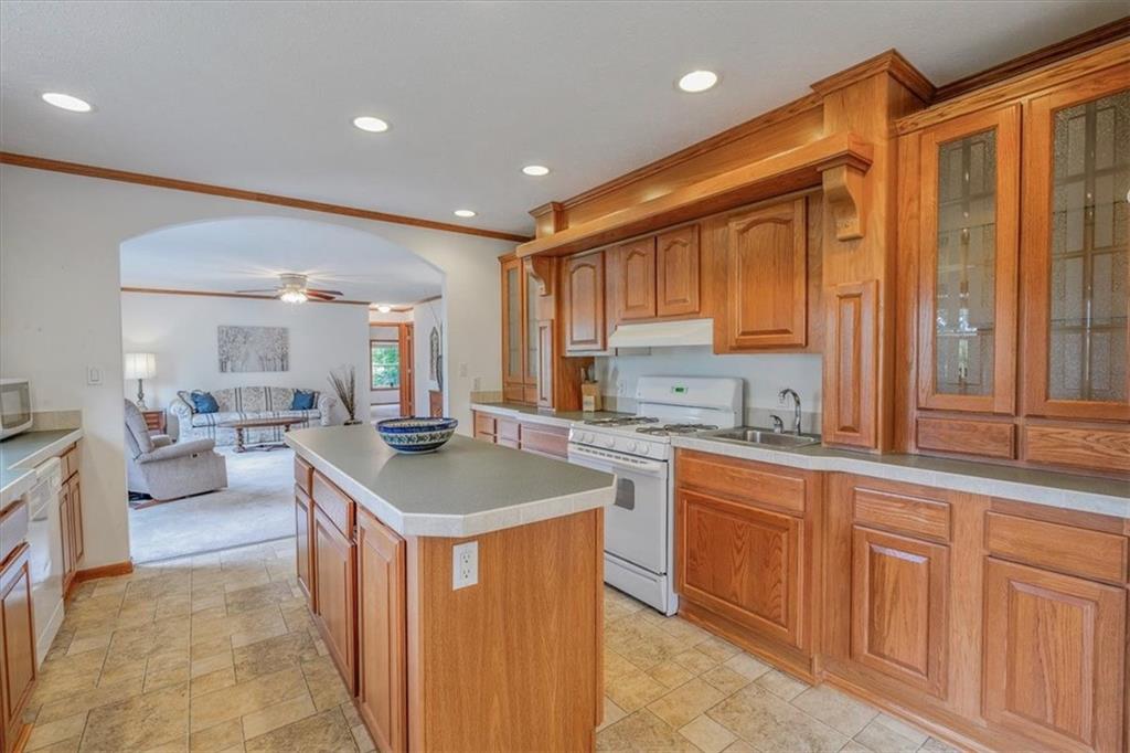 114 Hookstown Grade Road Clinton, PA 15026 - Photo 12 of 49 Gallery Image 12