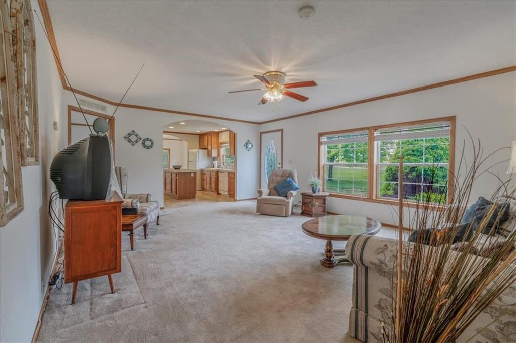 114 Hookstown Grade Road Clinton, PA 15026 - Photo 15 of 49 Gallery Image 15