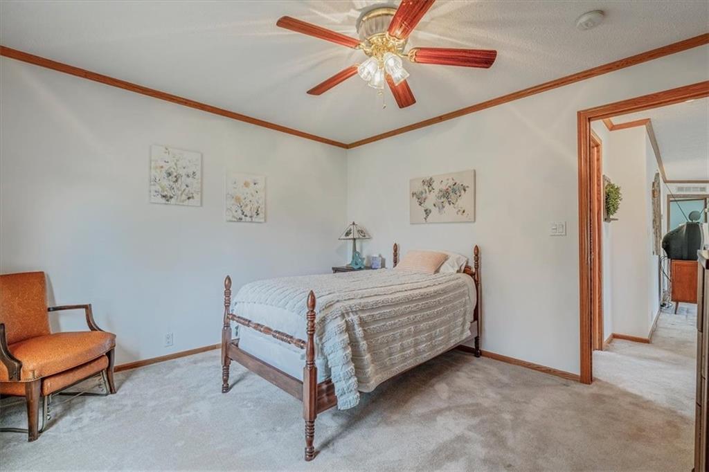 114 Hookstown Grade Road Clinton, PA 15026 - Photo 21 of 49 Gallery Image 21