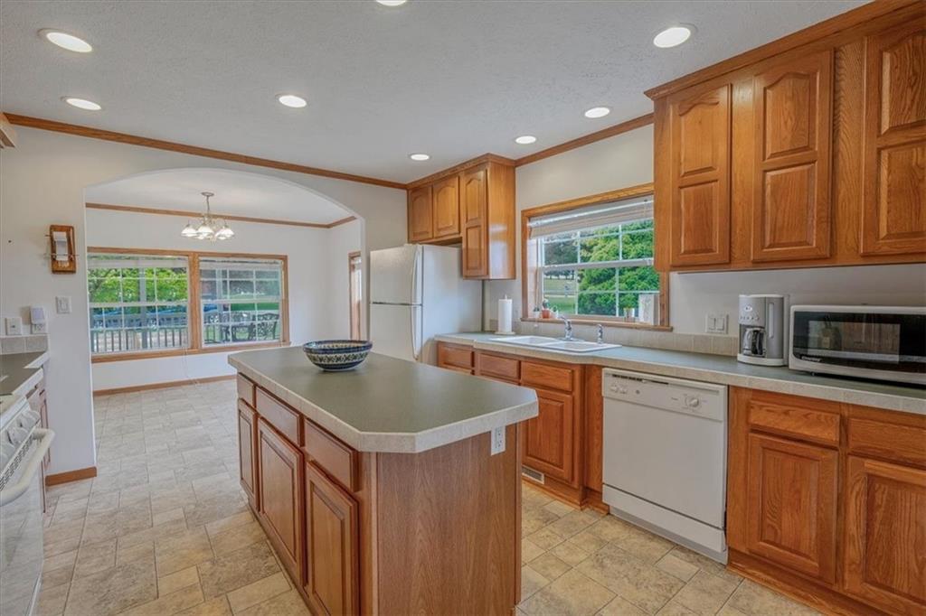 114 Hookstown Grade Road Clinton, PA 15026 - Photo 8 of 49 Gallery Image 8