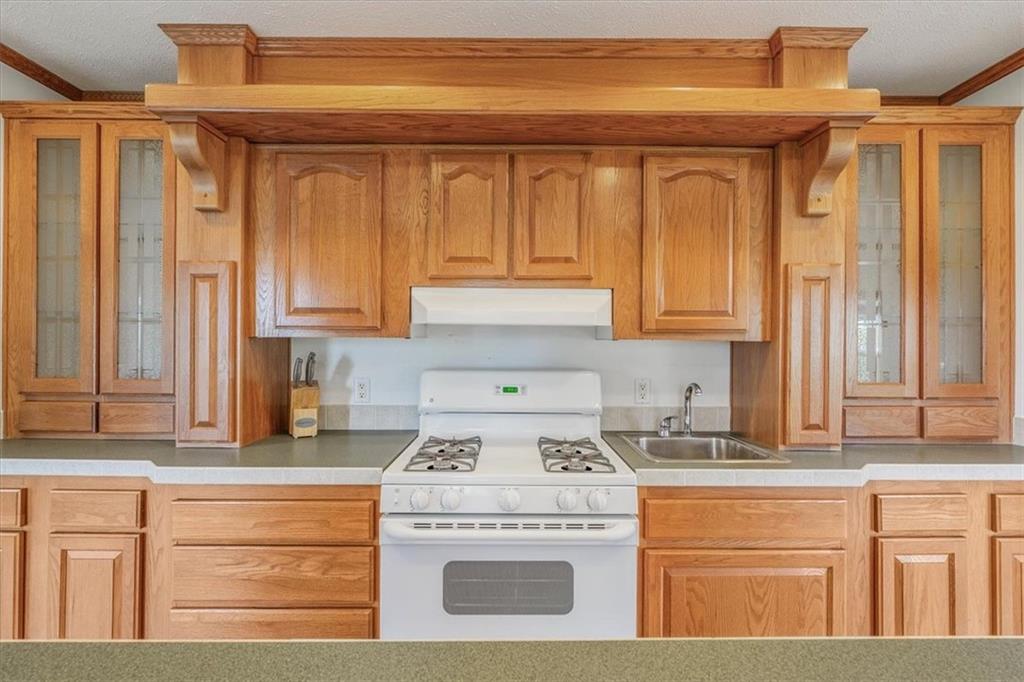 114 Hookstown Grade Road Clinton, PA 15026 - Photo 10 of 49 Gallery Image 10