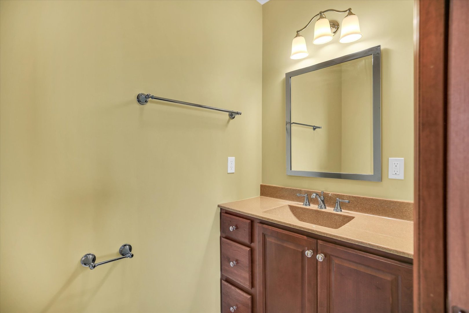 2151 East 2600 North Road Armstrong, IL 61812 - Photo 25 of 56 a bathroom with a sink and a mirror