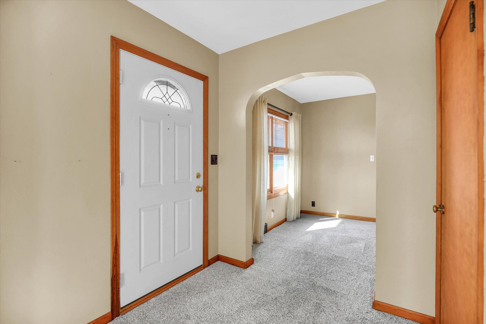 2151 East 2600 North Road Armstrong, IL 61812 - Photo 9 of 56 an empty room with windows