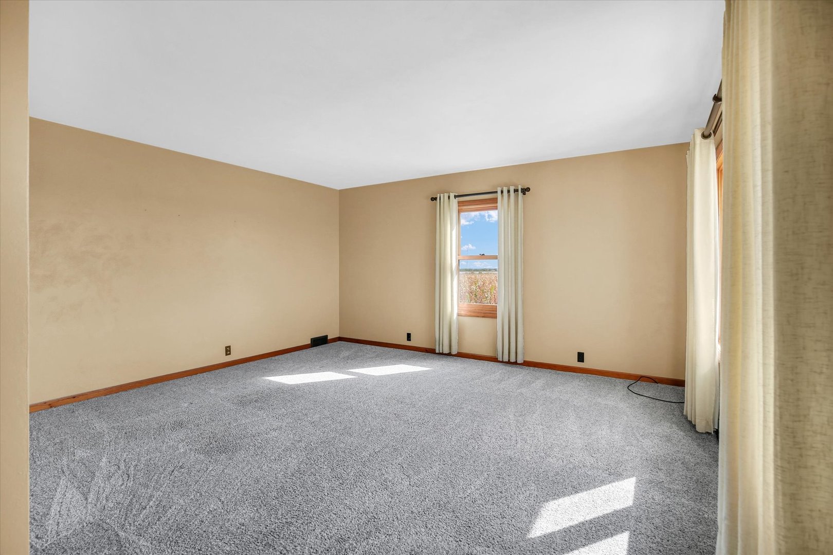 2151 East 2600 North Road Armstrong, IL 61812 - Photo 10 of 56