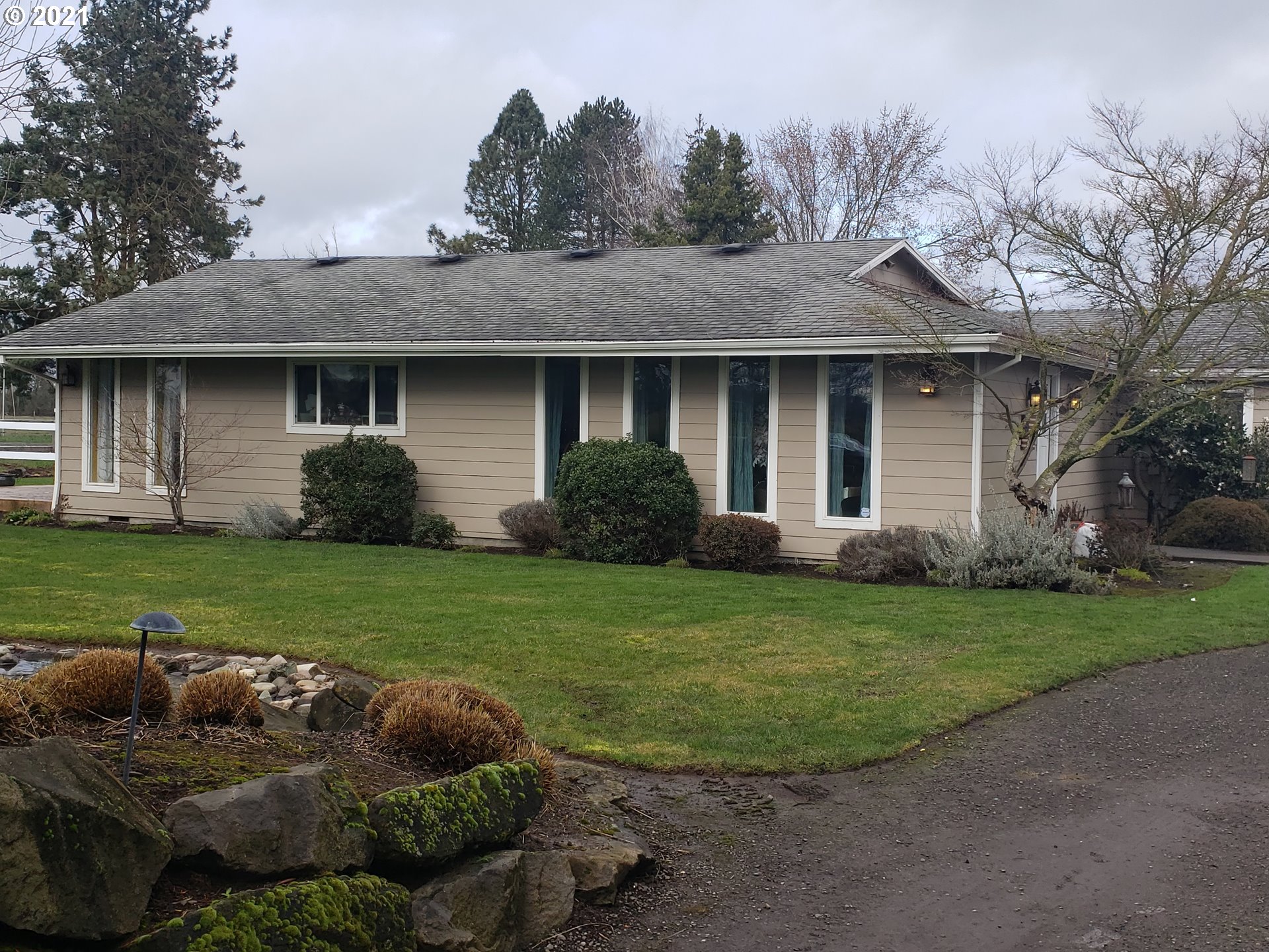 9333 Broadacres Road Northeast Aurora, OR 97002 - Photo 1 of 31