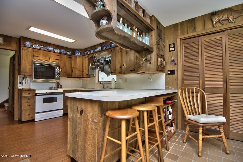 698 Henry Price Road Cresco, PA 18326 - Photo 15 of 71 Kitchen View 5