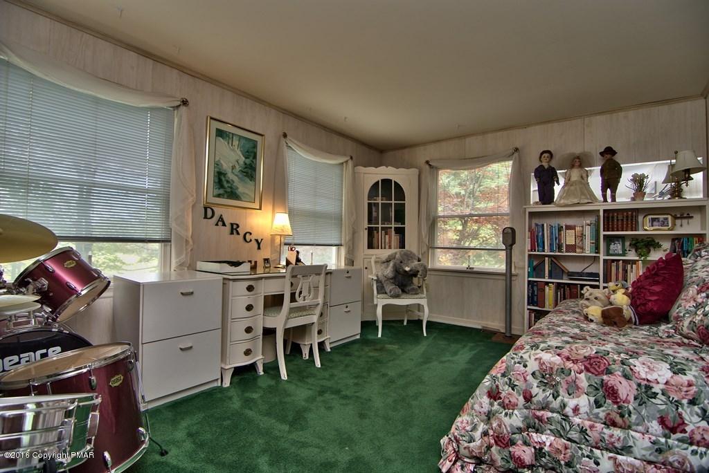 698 Henry Price Road Cresco, PA 18326 - Photo 63 of 71 Bedroom 3 View 1