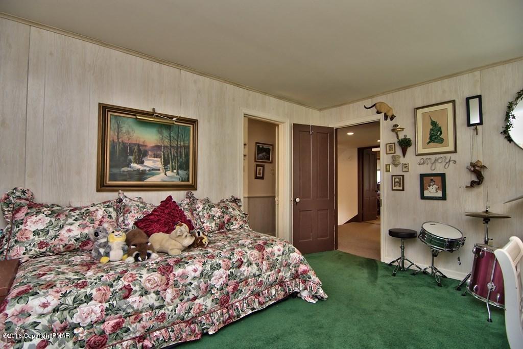 698 Henry Price Road Cresco, PA 18326 - Photo 64 of 71 Bedroom 3 View 2