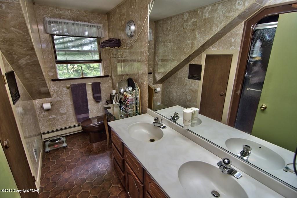 698 Henry Price Road Cresco, PA 18326 - Photo 66 of 71 Master Bath View 1