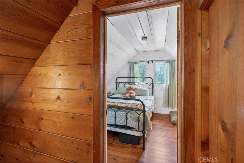 1190 Scenic Way Rimforest, CA 92378 - Photo 26 of 42 Gallery Image 26