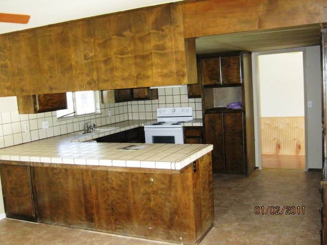 15751 Cloverdale Road Anderson, CA 96007 - Photo 5 of 12 kitchen