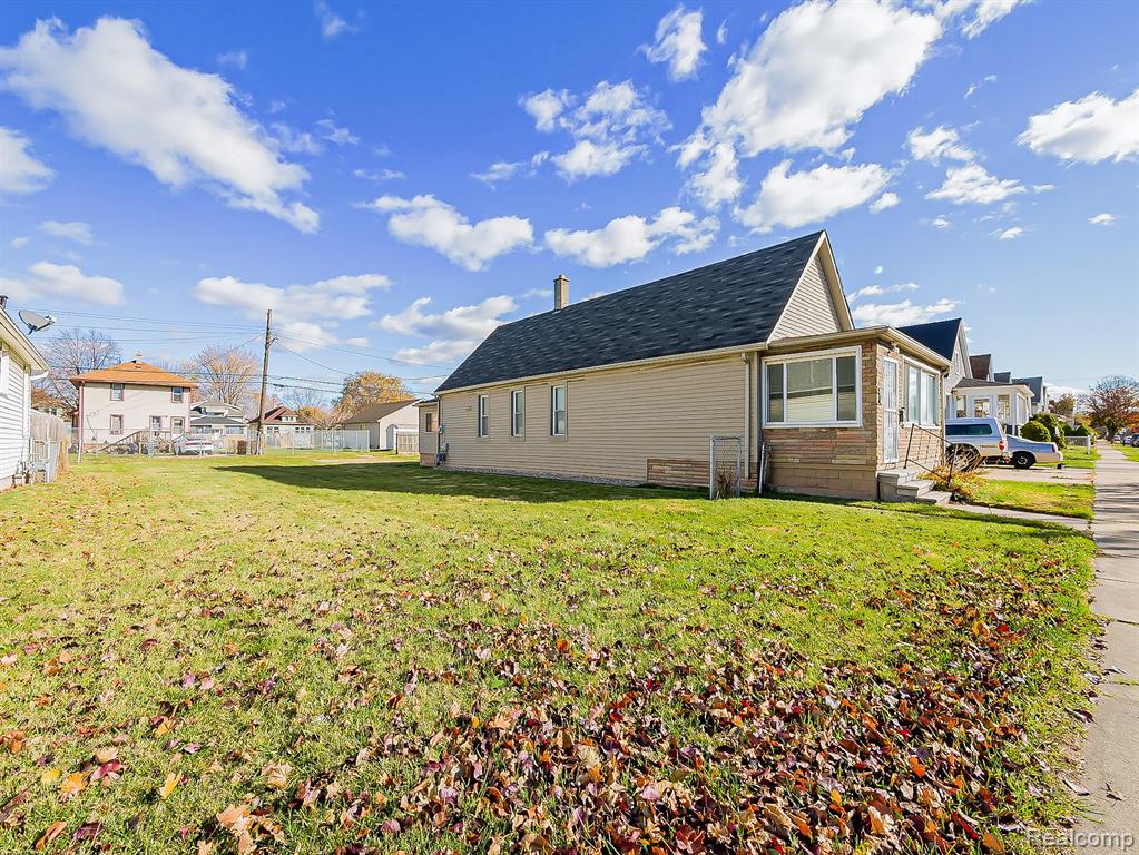 75 East Henry Street River Rouge, MI 48218 - Photo 16 of 18