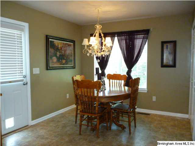 19 Groundhog Lane Trafford, AL 35172 - Photo 4 of 16