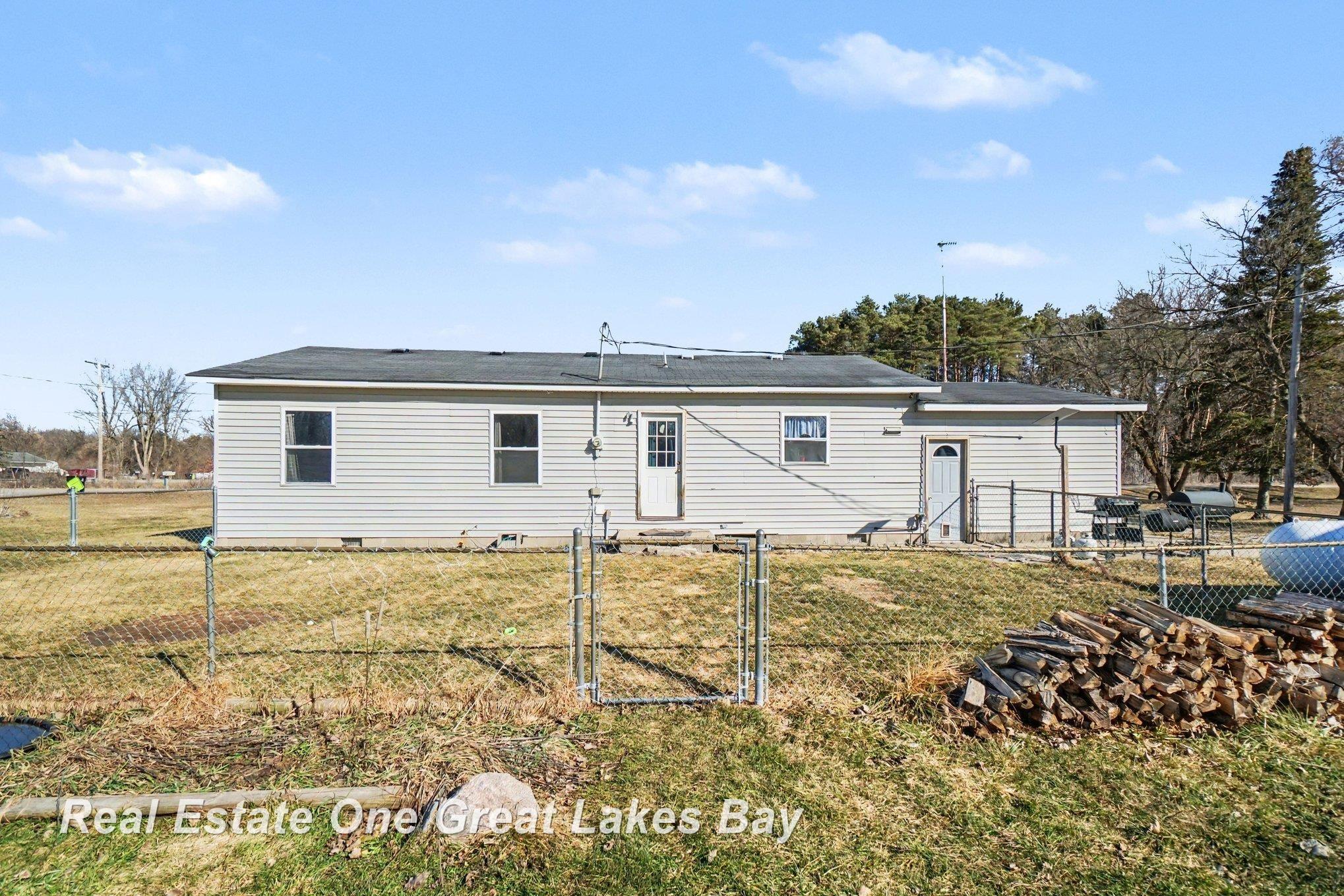 1005 Conrad Road Standish, MI 48658 - Photo 24 of 26