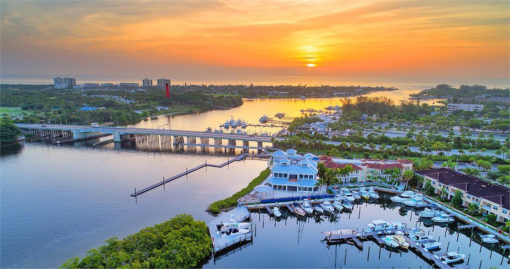 3870 Shearwater Drive Jupiter, FL 33477 - Photo 33 of 46 1000 North Waterfront Dining