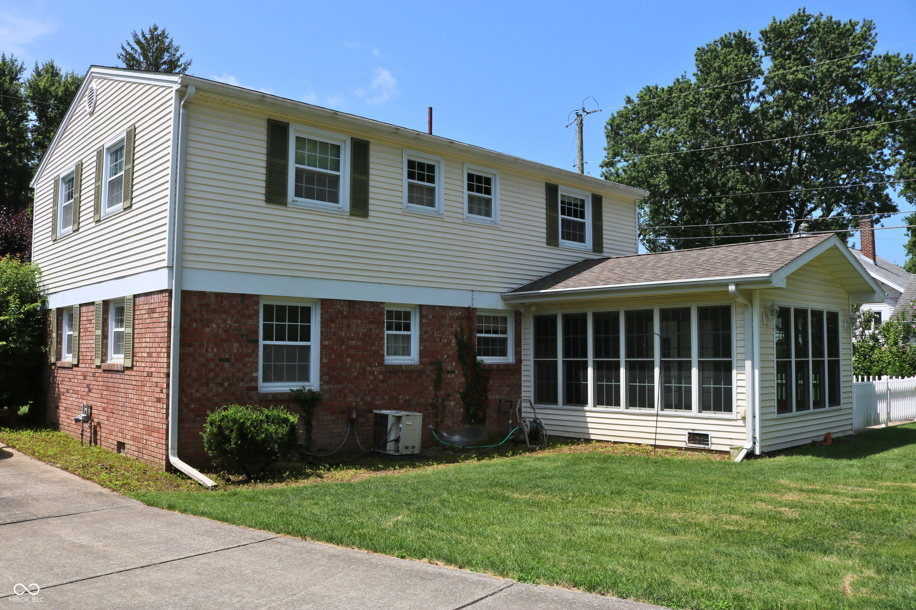 1258 Country Club Road Crawfordsville, IN 47933 - Photo 6 of 98