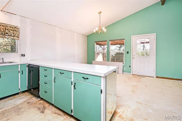 $175,000 | 573 State Hwy Y, Forsyth, MO 65653