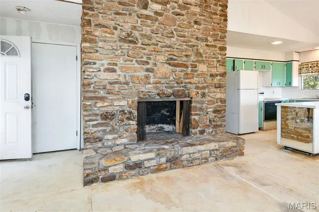 $175,000 | 573 State Hwy Y, Forsyth, MO 65653