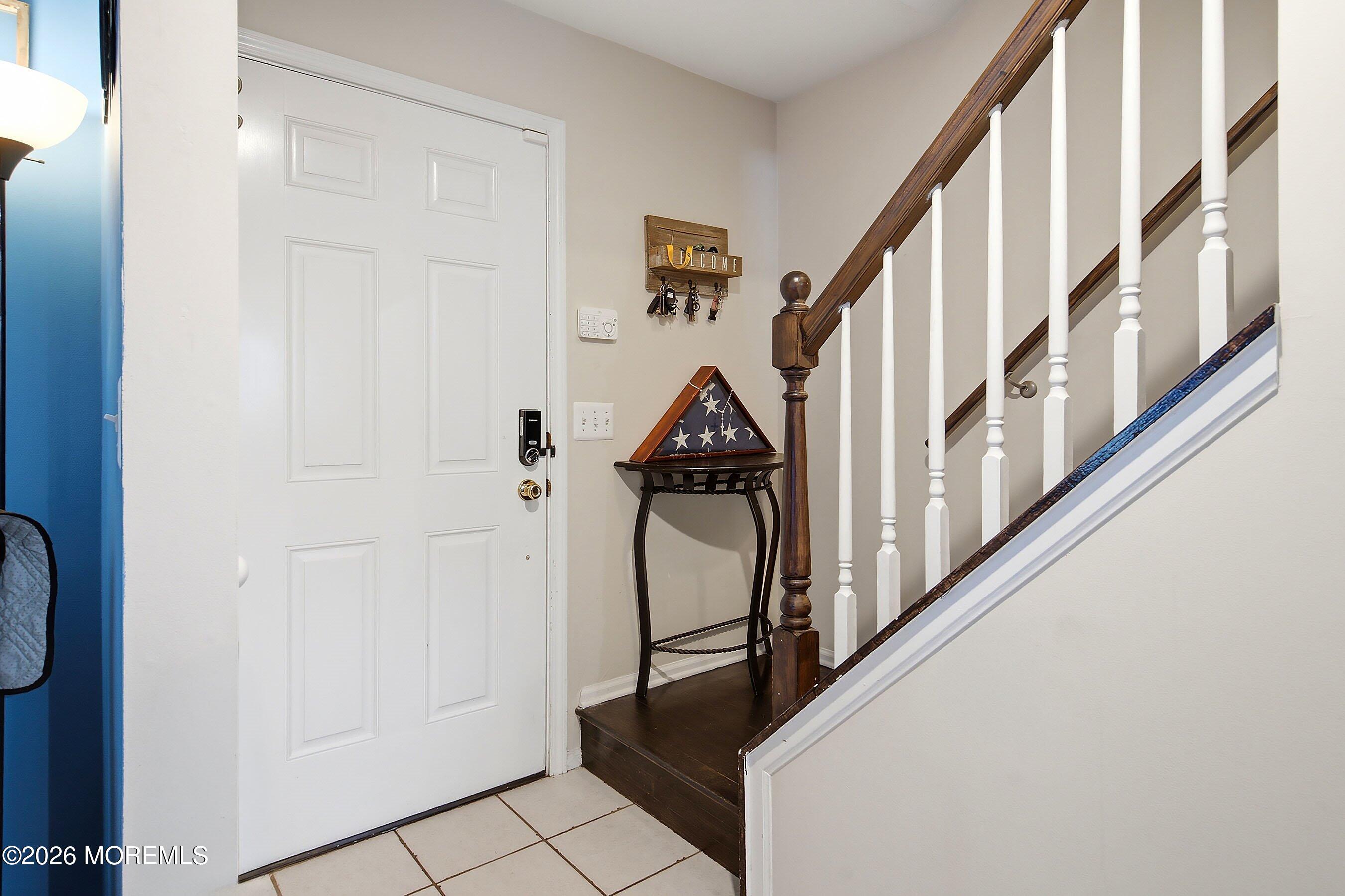124 Yeoman Road Manahawkin, NJ 08050 - Photo 3 of 24 05-Foyer