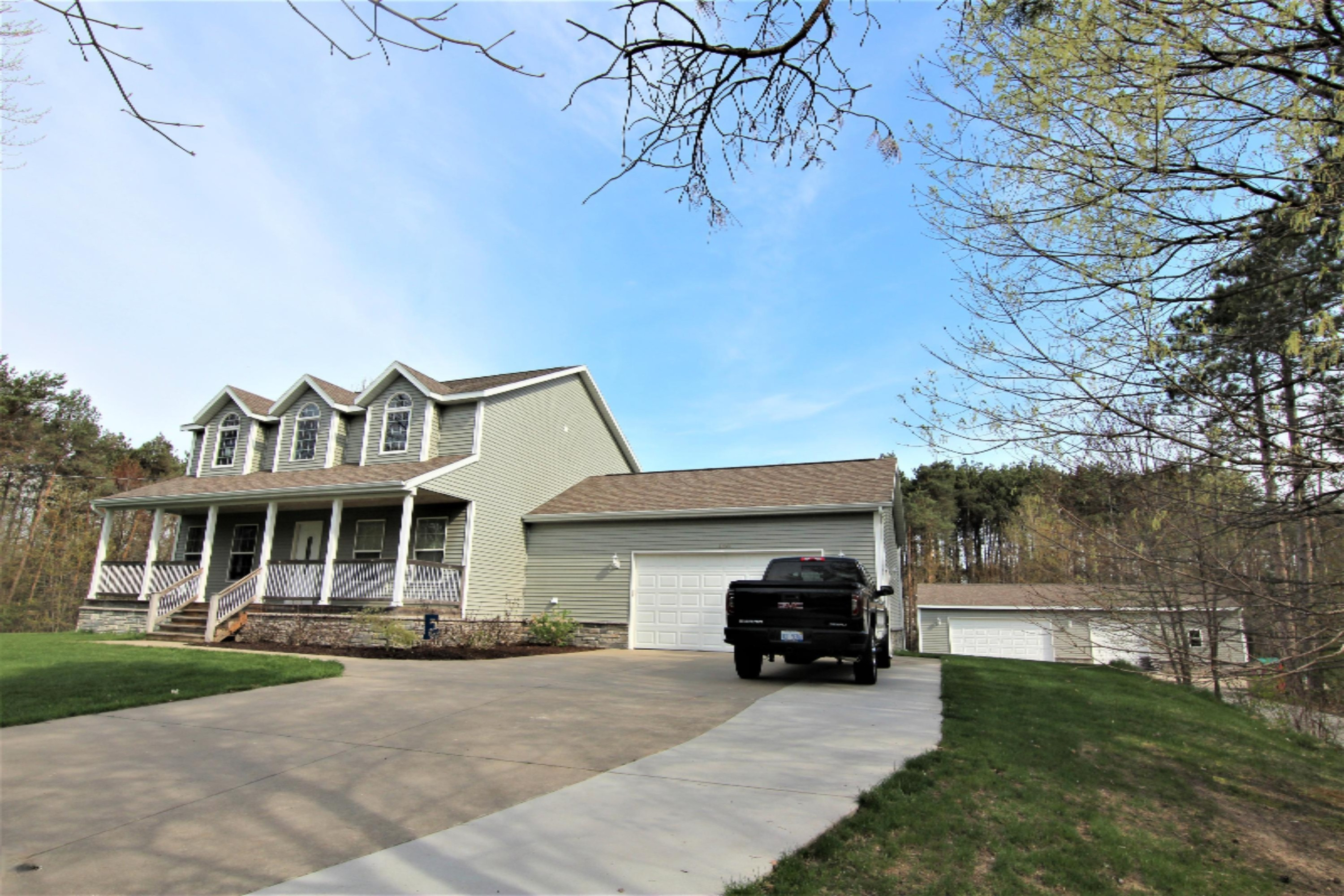 3250 Cline Road Muskegon, MI 49444 - Photo 35 of 45 House Side