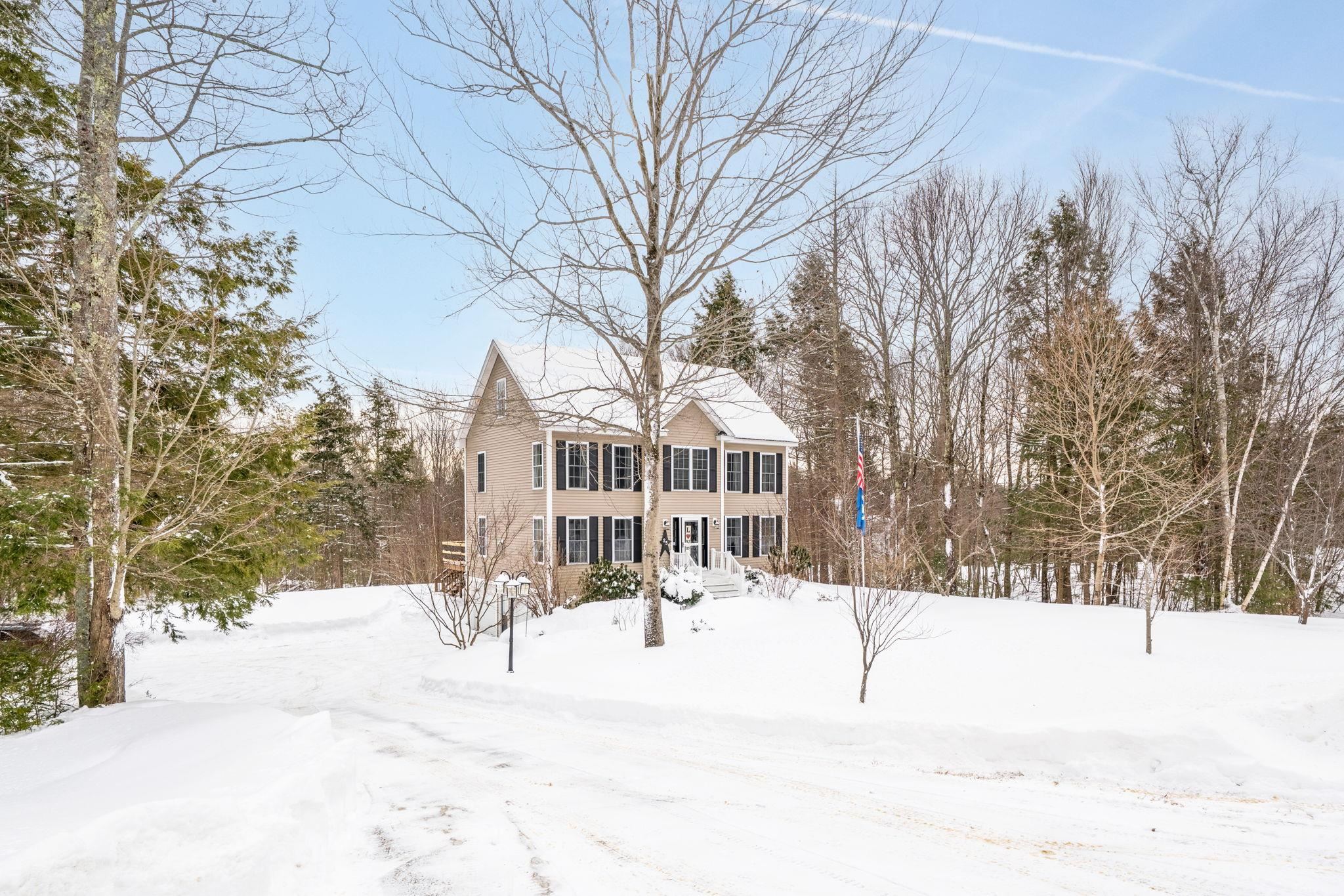 25 Revolutionary Lane Nottingham, NH 03290 - Photo 4 of 60