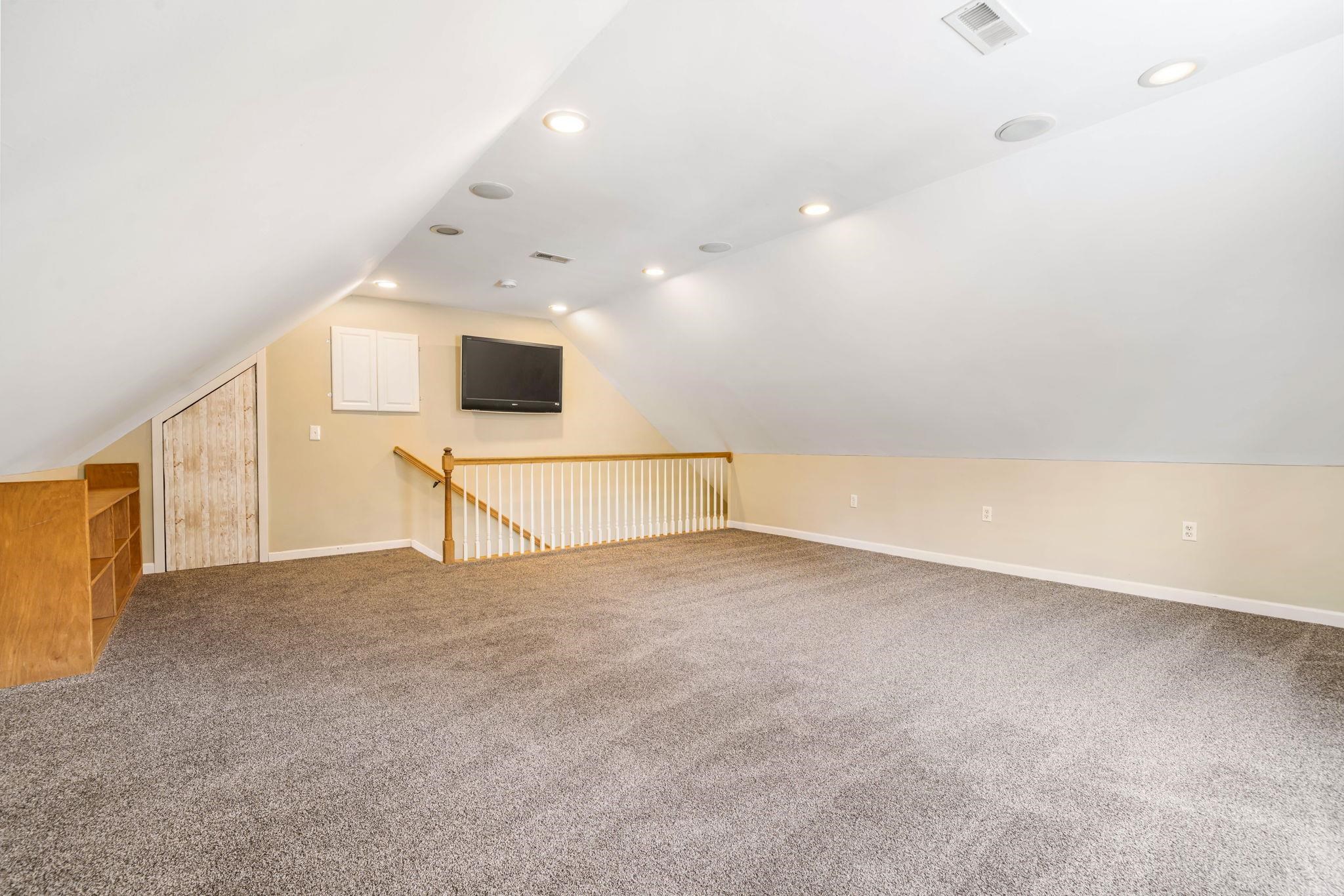 25 Revolutionary Lane Nottingham, NH 03290 - Photo 45 of 60