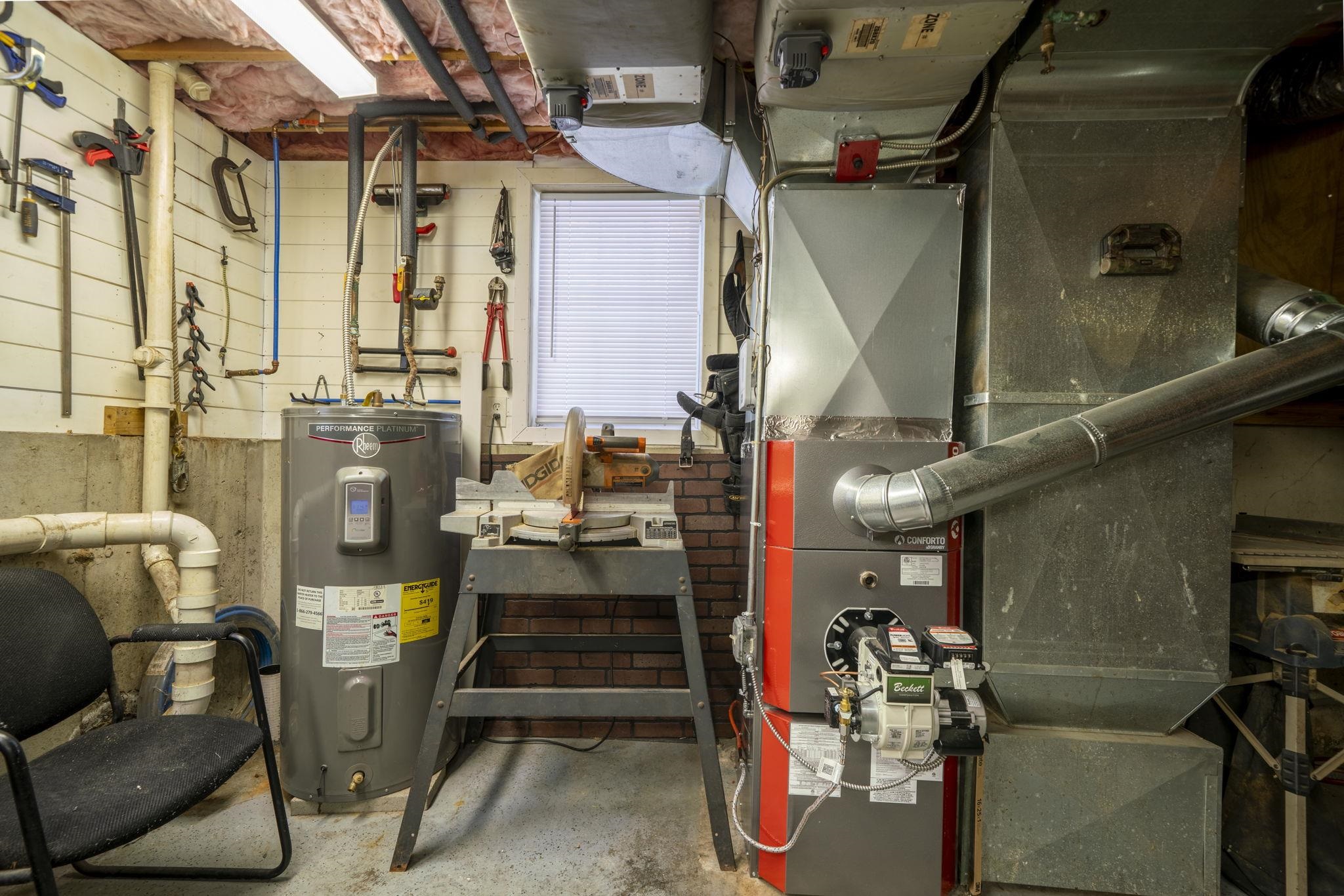 25 Revolutionary Lane Nottingham, NH 03290 - Photo 50 of 60