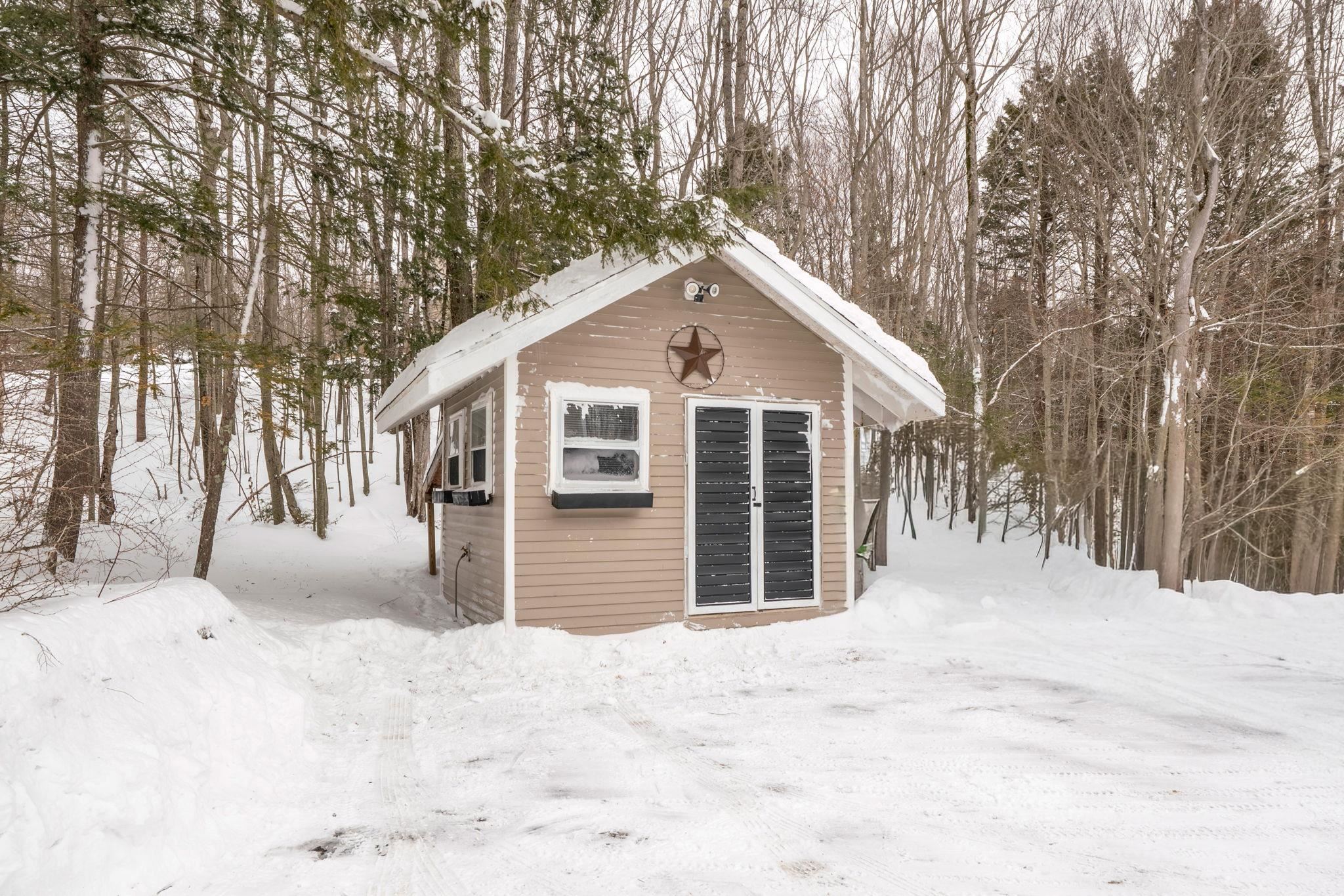 25 Revolutionary Lane Nottingham, NH 03290 - Photo 6 of 60