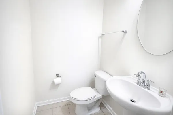 $2,900 | 3463 Bradbury Circle, Aurora, IL 60504