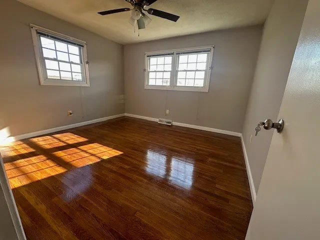 $2,700 | 65 Ingalls Street, Warwick, RI 02889