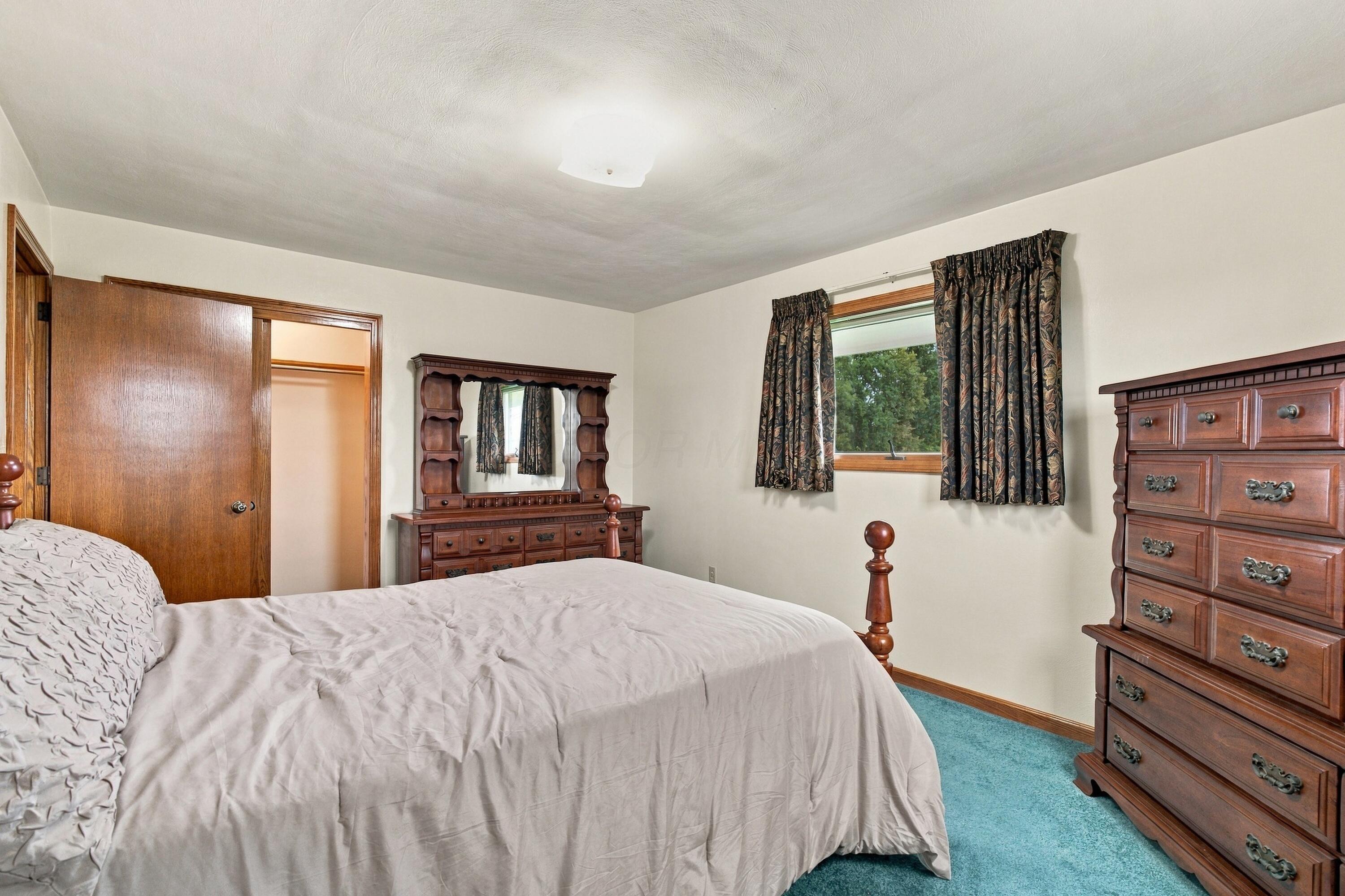 2464 Lees Road Newark, OH 43056 - Photo 35 of 44 Bedroom 1